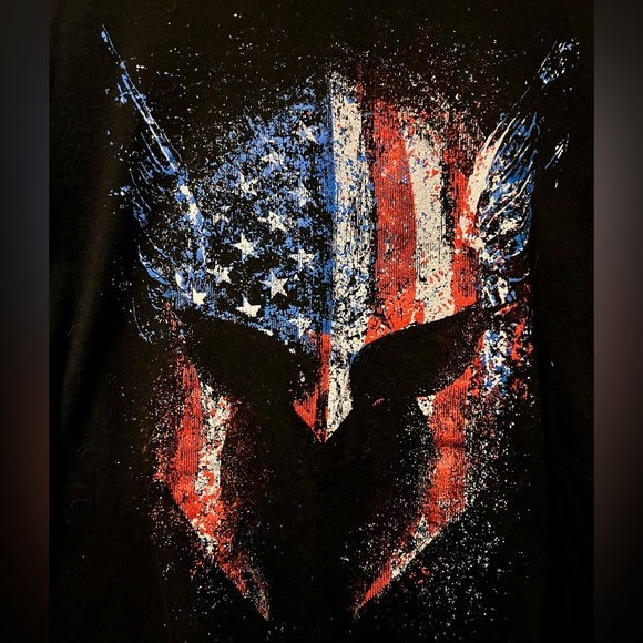 Grunt Style Black T-Shirt with American Flag Spartan Design - Picture 4 of 4